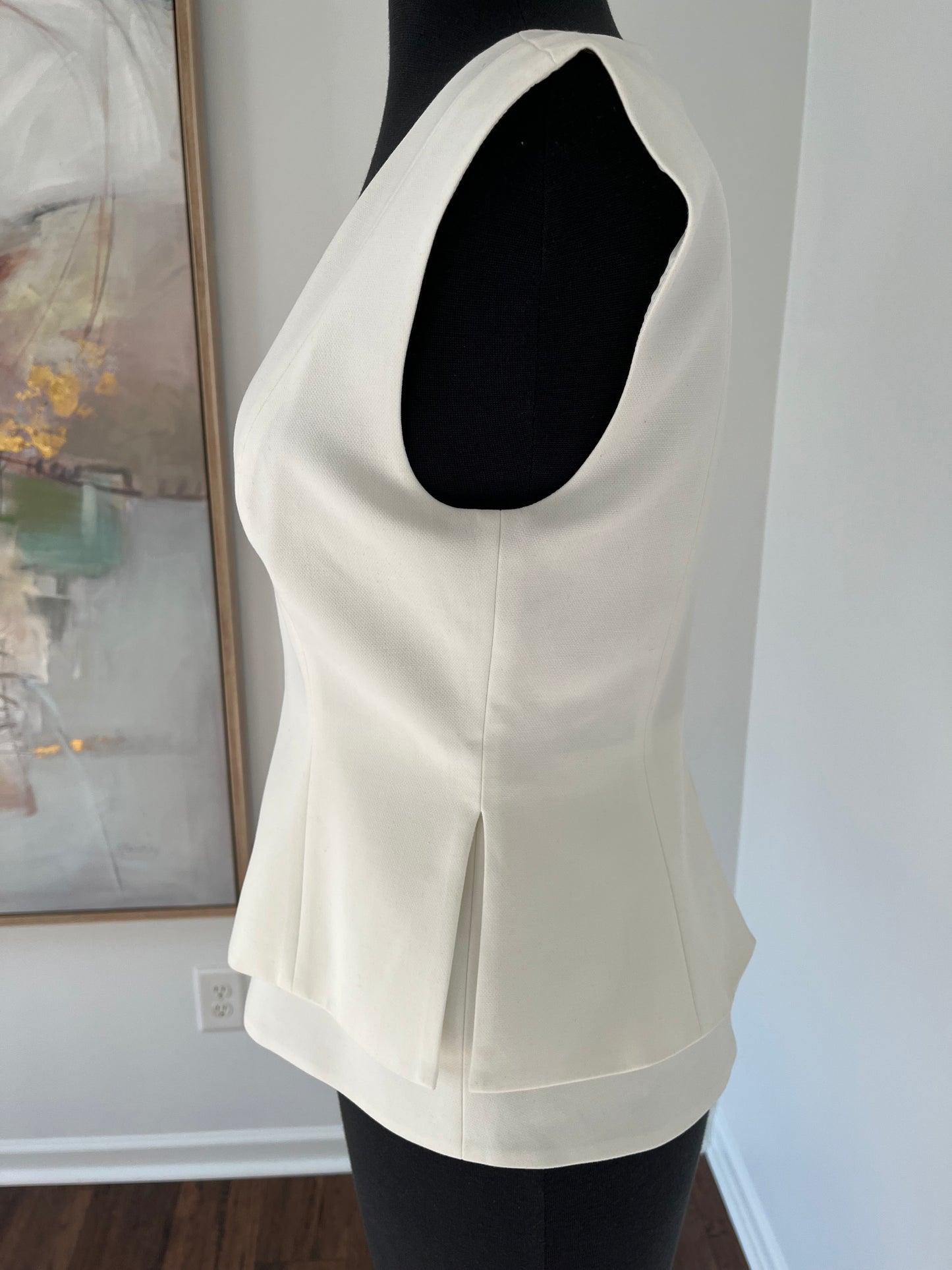 BCBG Maxazria White Fitted Top