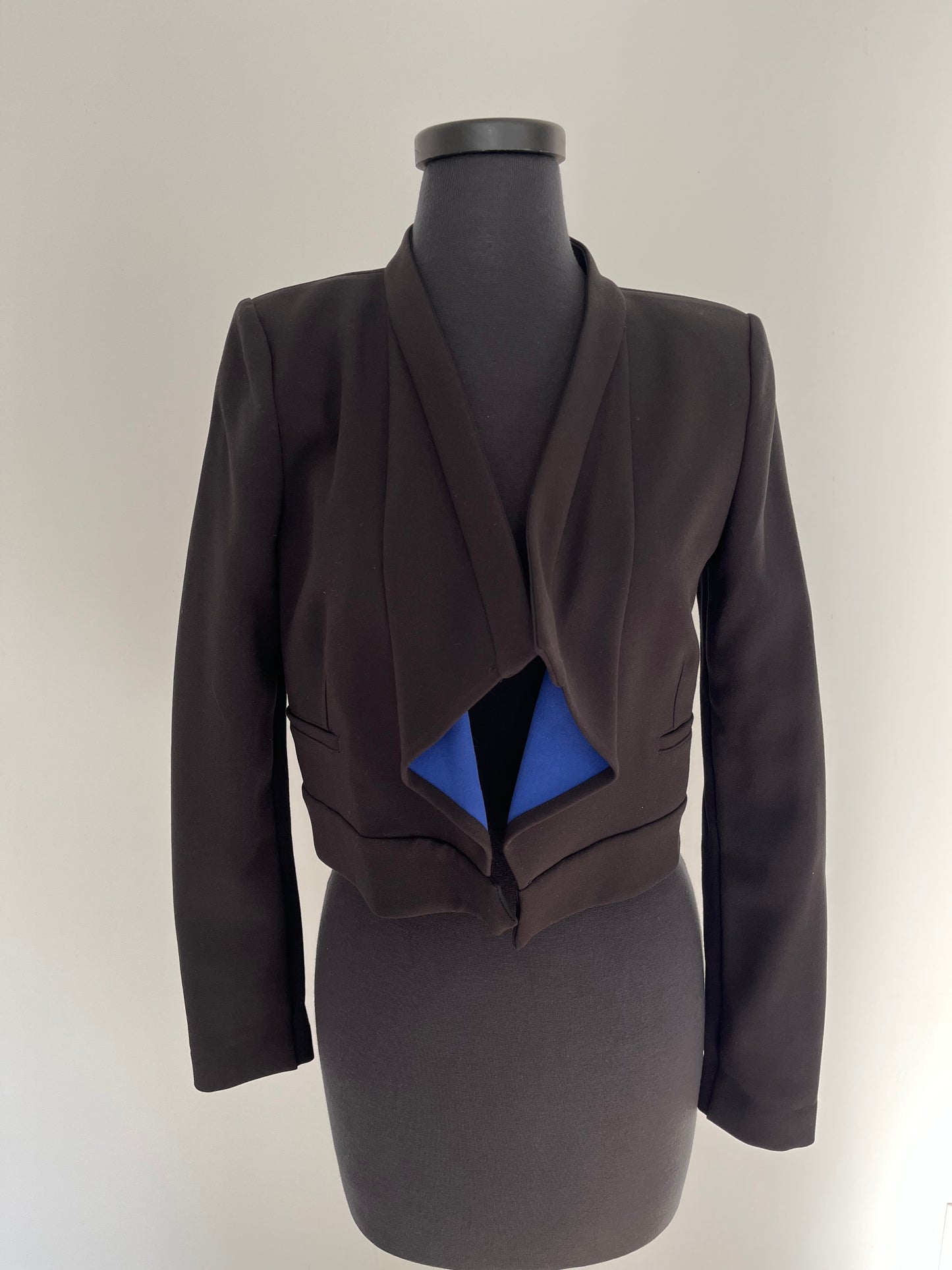 BCBG Maxazria Black & Blue lapel Crop Jacket